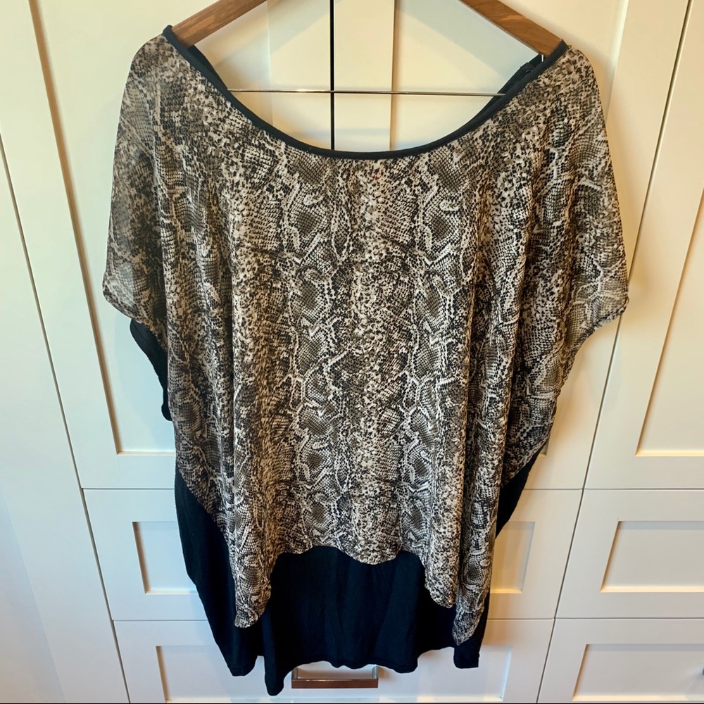 MXM Snake Print High Low Top